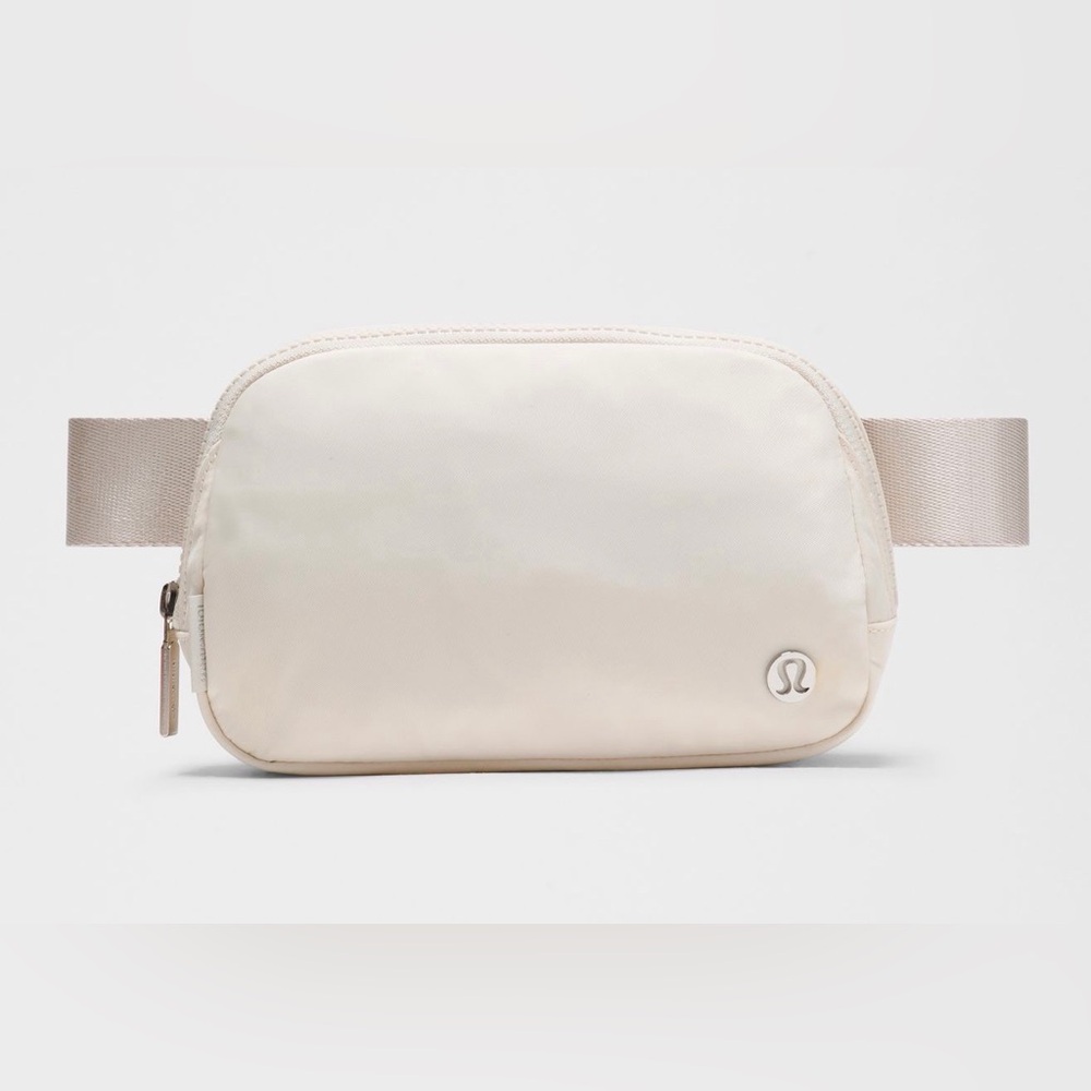 lululemon Everywhere Belt Bag 1L